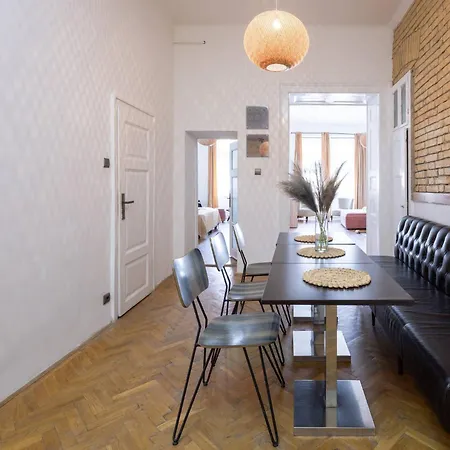 Gozsdu Panzio דירה בודפשט