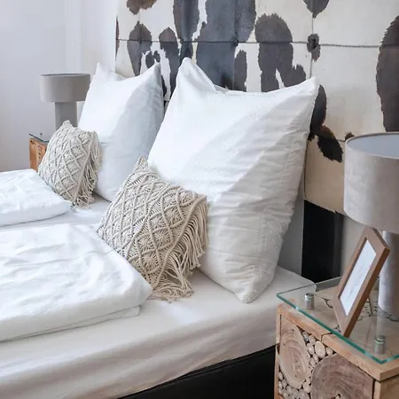 Gozsdu Panzio Appartamento *