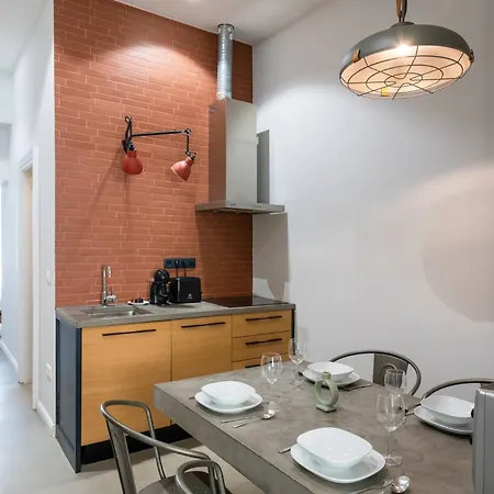 Gozsdu Panzio Appartamento